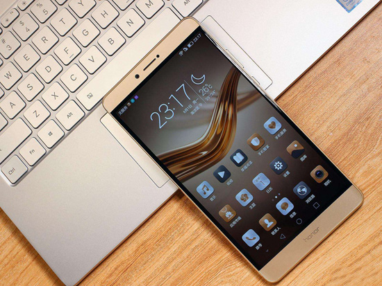 有了它還要平板作甚？6吋巨屏手機(jī)盤點(diǎn)