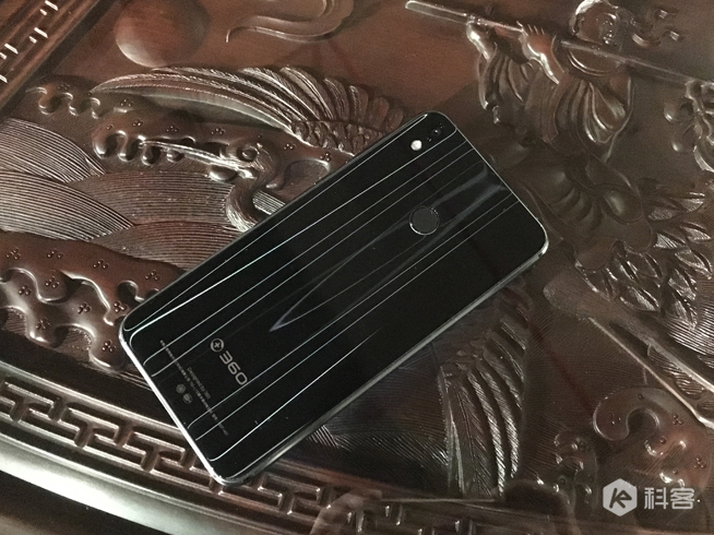 性能小怪獸360 N5s體驗(yàn)評(píng)測(cè)：不僅是顏值的提升