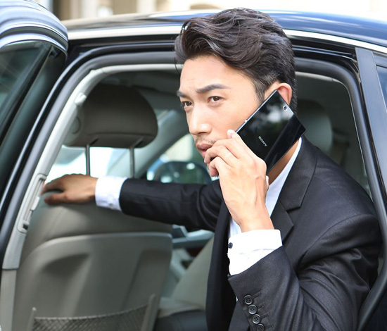 有了它還要平板作甚？6吋巨屏手機(jī)盤點(diǎn)