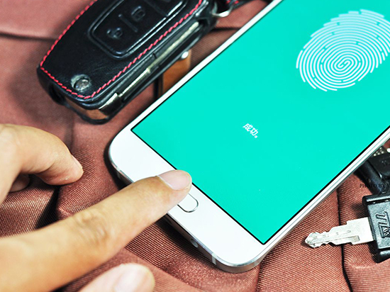 想破解就能破？指紋虹膜人臉識(shí)別都不安全 