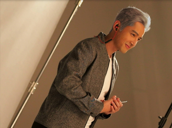 榮耀砸場子 為新品造勢之余還不忘暗諷小米