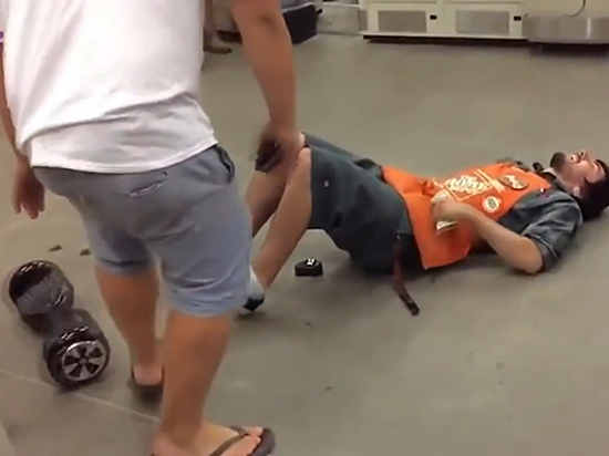 平衡車很難學？用這個配件爺爺奶奶也能玩了