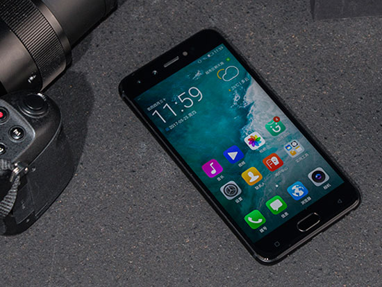 四攝金立S10全面上市，聯(lián)通力推“冰”紛禮包