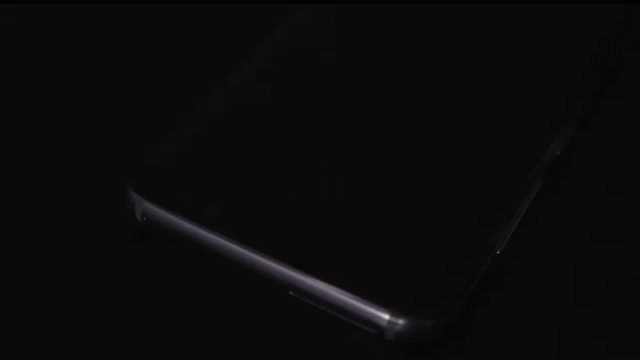 雞肋還是更實(shí)用 副屏?xí)橇硪粋€(gè)Touch Bar嗎？