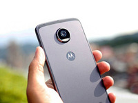 繼續(xù)堅(jiān)持模塊化設(shè)計(jì)！Moto Z2現(xiàn)身安兔兔平臺(tái)：驍龍835+2k屏
