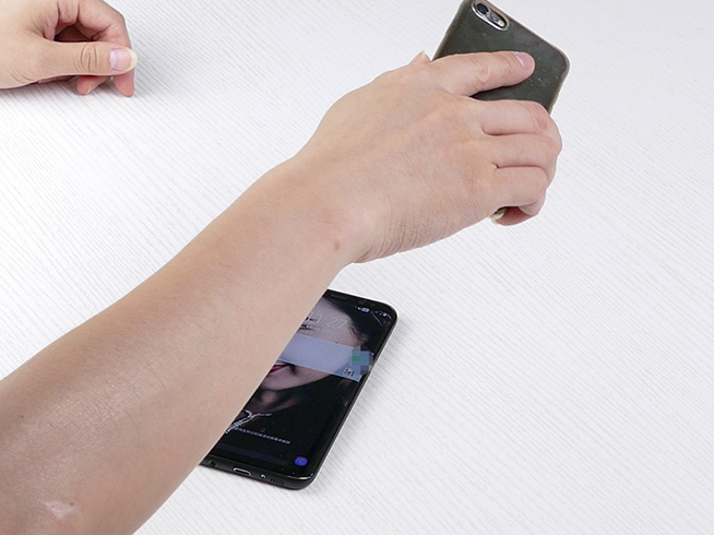 實(shí)測(cè)：成功破解三星S8解鎖方式，虹膜人臉哪個(gè)更安全？