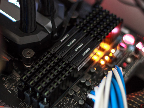 流水的礦難 鐵打的內存價格瘋漲