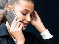 一加手機(jī)5海外亮相：8+128配置夠給力 國內(nèi)售價(jià)成最終懸念