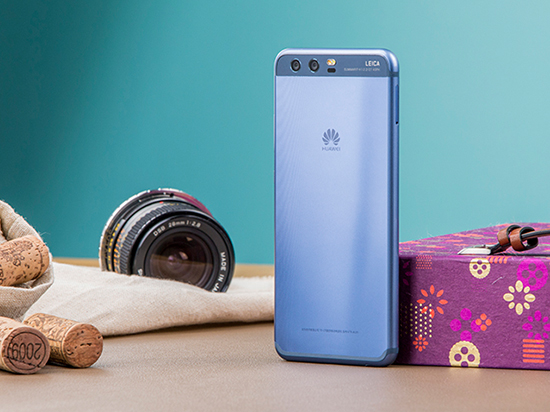 不要水軍要藍(lán)軍？余承東強(qiáng)調(diào)質(zhì)量?jī)?yōu)先于成本和利潤(rùn)