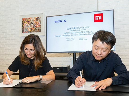 科客晚報(bào)：李彥宏直播無(wú)人駕駛疑違規(guī) 阿里發(fā)布天貓精靈X1智能音箱