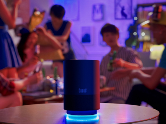 科客晚報(bào)：李彥宏直播無(wú)人駕駛疑違規(guī) 阿里發(fā)布天貓精靈X1智能音箱