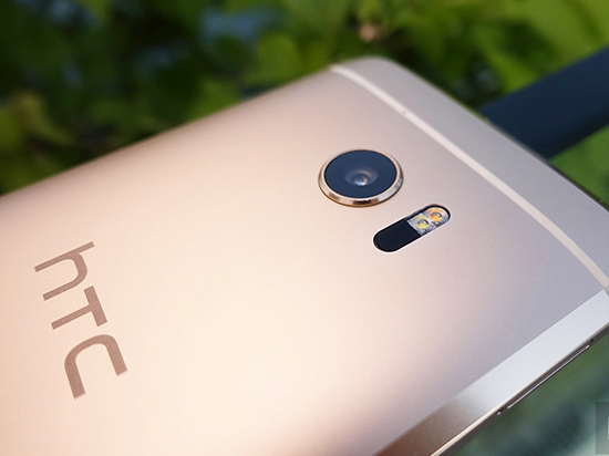 HTC發(fā)生炸機(jī)事件 HTC：從沒有因?yàn)殡姵貑栴}造成爆炸意外