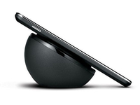 有點(diǎn)失望 iPhone 8無(wú)線充電可能要遲到