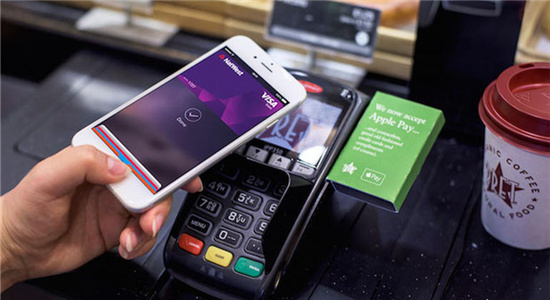 無現(xiàn)金社會指日可待！Apple Pay發(fā)力懟微信、支付寶