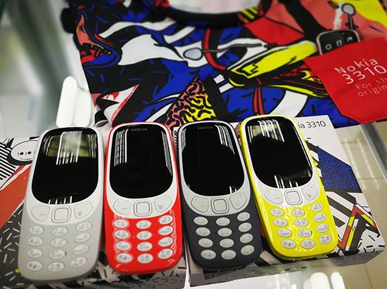 科客晚報(bào)：小米6亮銀版限量發(fā)售 夏普全面屏旗艦將要逆襲？