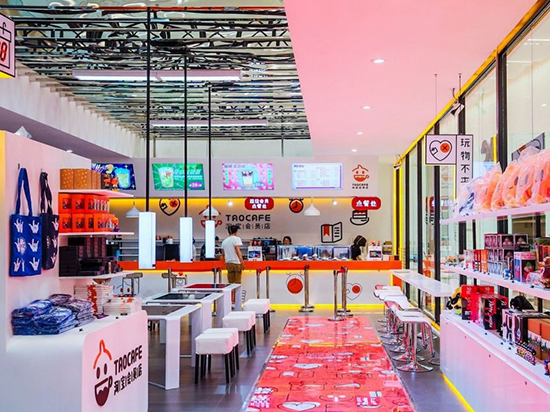 玩無人零售誰不服它？連無人彩妝機(jī)也來了