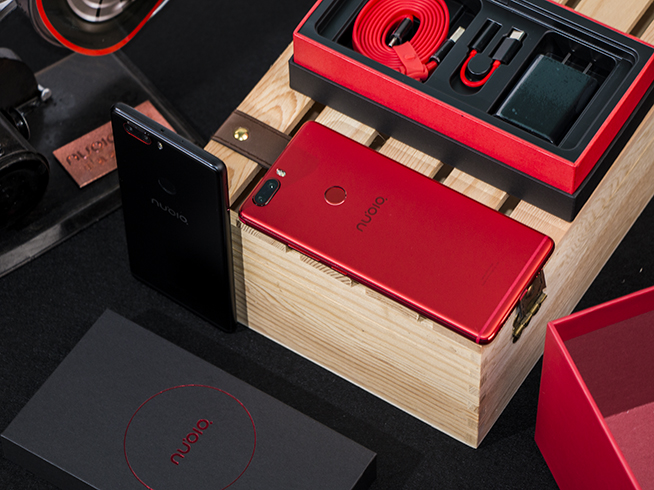 來(lái)一點(diǎn)熱情吧！努比亞nubia Z17烈焰紅圖賞
