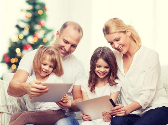 科客晚報(bào)：華為騰訊因用戶數(shù)據(jù)起爭(zhēng)執(zhí)，ZUK Z2驚現(xiàn)999元跳樓價(jià)