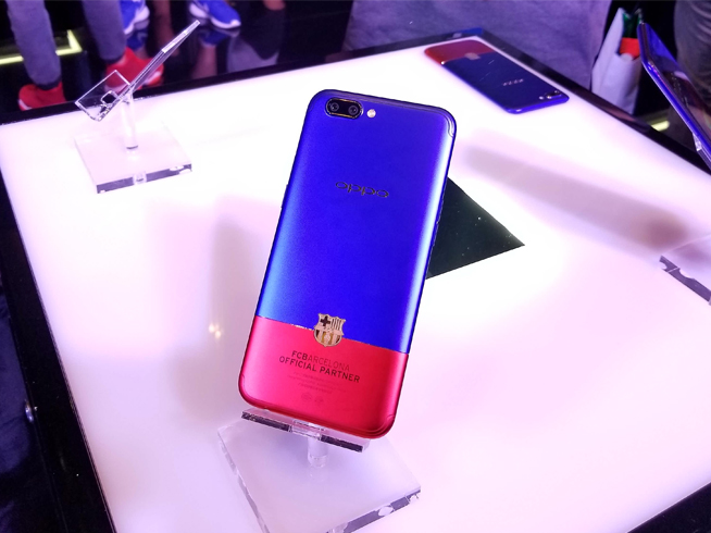 魅藍(lán)強(qiáng)懟一線品牌引爭議！夏普黑莓新機(jī)回歸又要賣情懷？