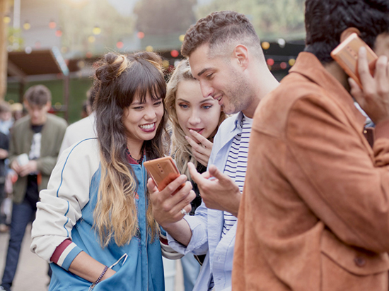 科客晚報(bào)：榮耀登頂京東7月手機(jī)銷量榜，諾基亞再次販賣情懷