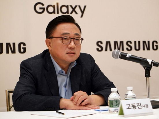 科客晚報：一加手機6概念設(shè)計曝光，三星回應(yīng)Note8電池縮水問題