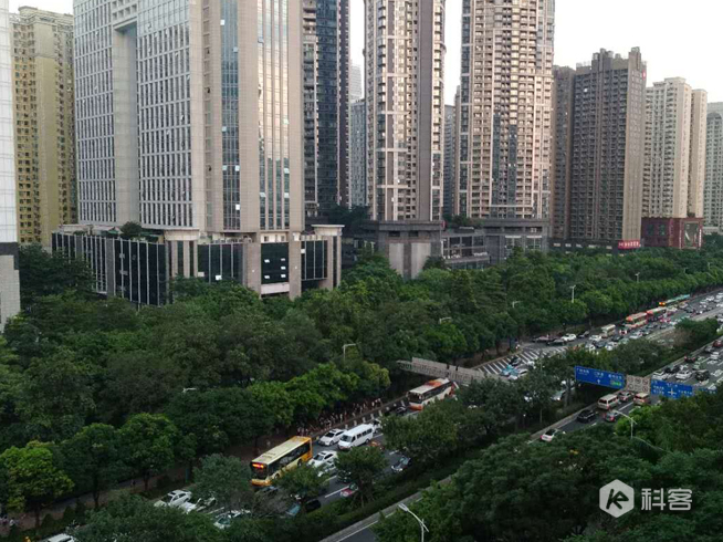 紅米手機(jī)勁敵360 vizza試用評(píng)測(cè)：性價(jià)比與顏值兼具