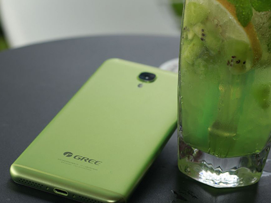 董明珠否認格力手機失敗，為何都賣不動呢？