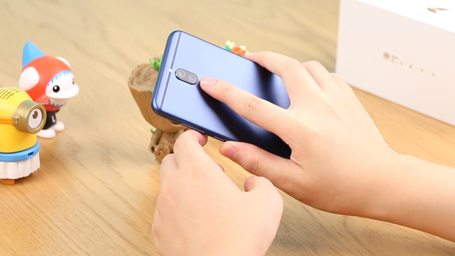 華為麥芒6上手體驗(yàn)：隨心所欲的全面屏，虛化出色的四鏡頭