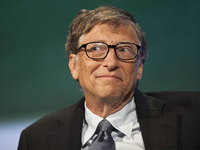 蓋茨用上了安卓手機，網友紛紛猜測具體型號！