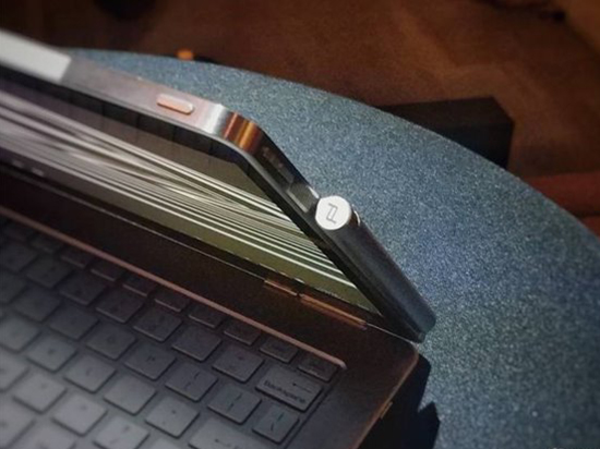 裝X神器微軟BOOK ONE筆記本國行版發(fā)布：保時(shí)捷設(shè)計(jì)加持