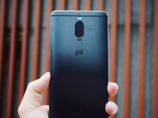 保時(shí)捷設(shè)計(jì)版Mate 10真機(jī)后蓋照流出：真皮材質(zhì)盡顯奢華爵士人生