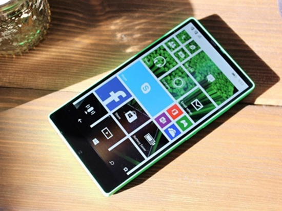 三年前，諾基亞打造這款Lumia全面屏手機(jī)！可惜被砍掉了