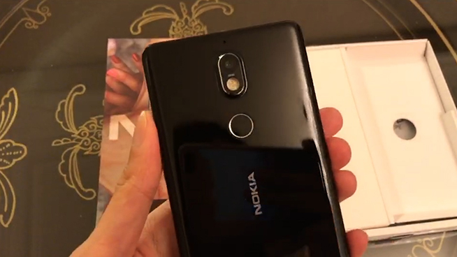 諾基亞7快速開箱:這就是首款以設(shè)計(jì)為主導(dǎo)的手機(jī)?