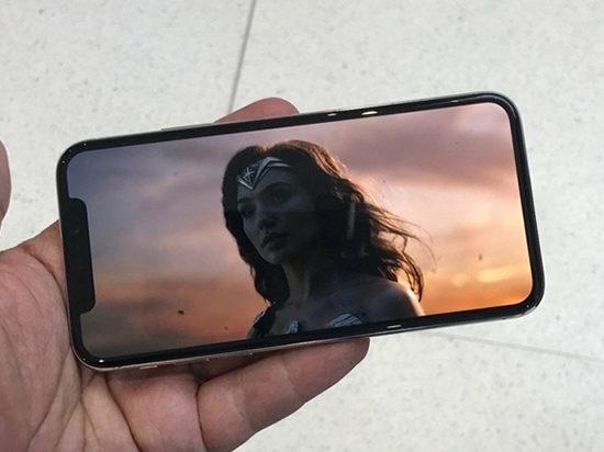 開發(fā)者警告iPhone X全面屏適配度差：首批慎買