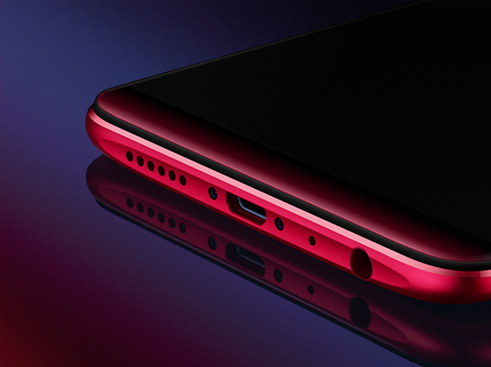 首款星幕全面屏+智選雙攝OPPO R11s系列發(fā)布，售2999元起