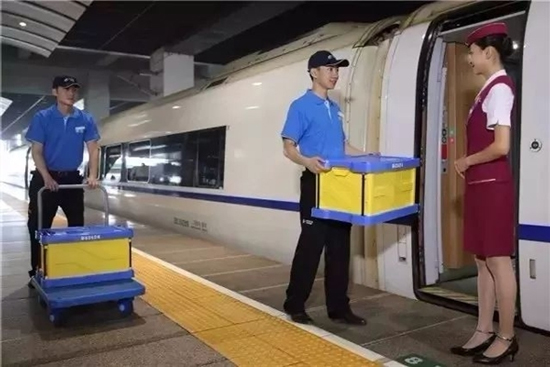 科客晚報(bào)：果粉吐槽庫克iPhone X假現(xiàn)貨，Q3國內(nèi)手機(jī)出貨華為第一