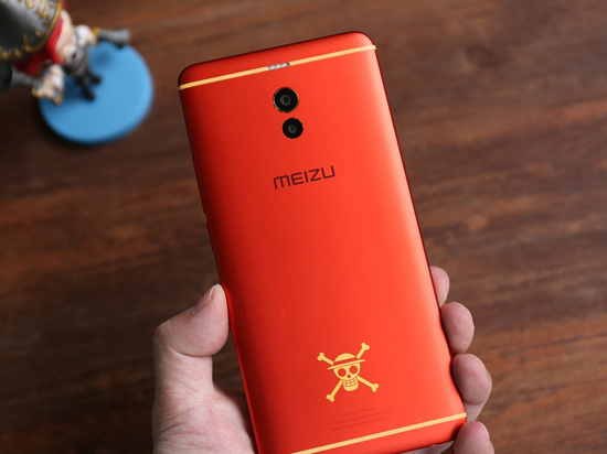 航海王定制版魅藍Note6再曝新機：索隆綠會一并登場嗎？