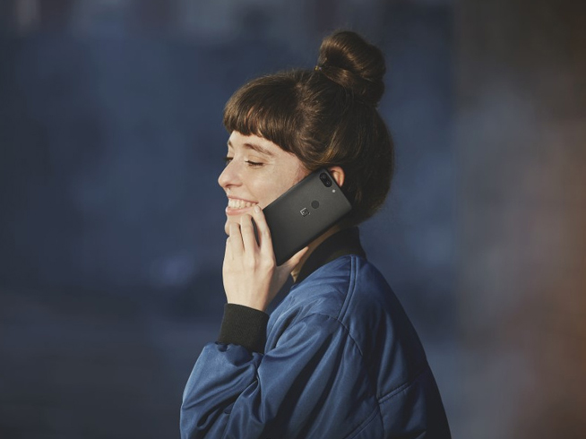 全面屏一加5T海外先行：升級幅度小得可憐，加油可安心等明年！