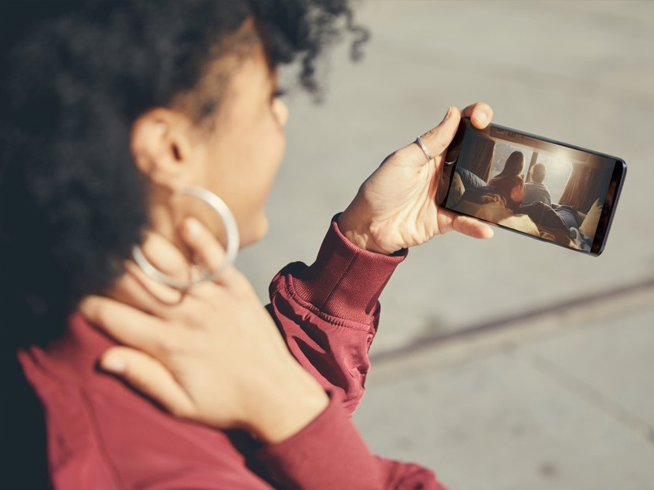 全面屏一加5T海外先行：升級幅度小得可憐，加油可安心等明年！