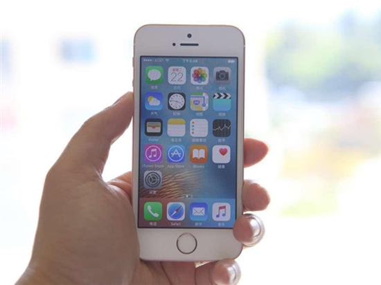 科客晚報(bào)：明年新iPhone或支持雙卡雙待，華為OV無緣高端機(jī)出貨前十