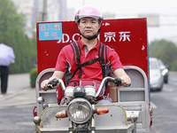 多年來納稅不如賣堅果商家？京東納稅爭議不斷