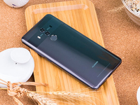 華為Mate 10 Pro在美市場開啟預(yù)售：沒有運(yùn)營商也能玩