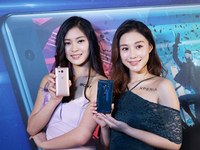 科客晚報：索尼發(fā)布兩款驍龍845旗艦，蘋果股價市值達到9250億美元