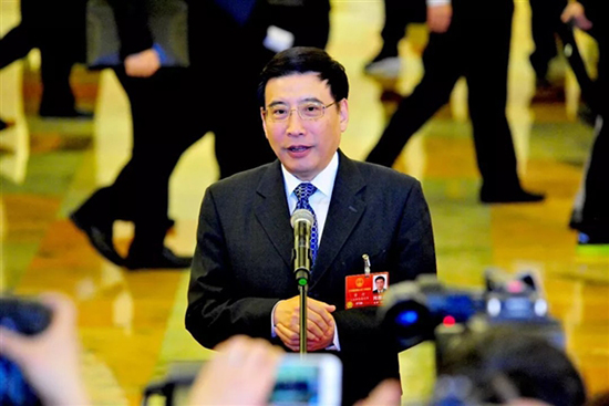 科客晚報：雷軍曬小米MIX 2S新海報，流量費今年再降30％