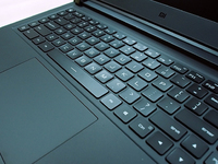 小米游戲本頂配開箱：表面低調，但吸塵器式散熱很夸張