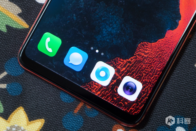 OPPO R15夢(mèng)鏡紅體驗(yàn)評(píng)測：顏值再升級(jí) 夜拍更出眾