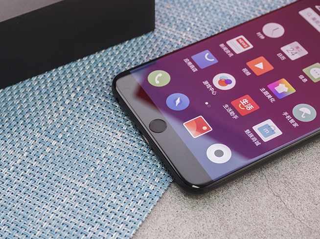 魅族15體驗：旗艦機手感中端機拍照表現(xiàn)千元機4GB內(nèi)存