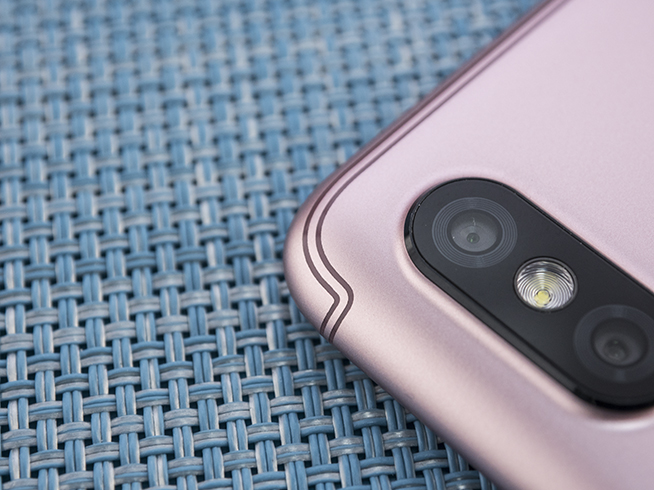 紅米S2體驗：配置一般拍攝沒驚喜 小愛同學(xué)點贊