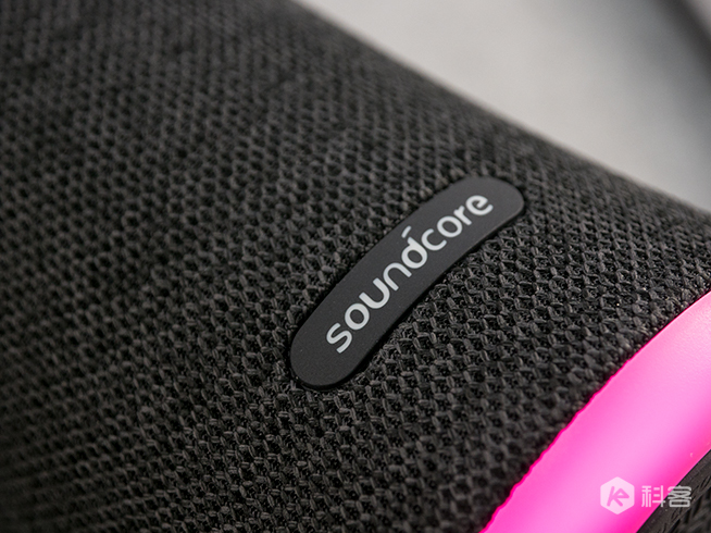 Soundcore Flare藍(lán)牙音箱評(píng)測：出彩霓虹燈 出色音質(zhì)與續(xù)航