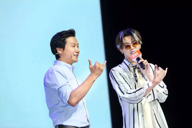 華為手機(jī)營銷為何屢碰壁？張藝興爽約該怪誰